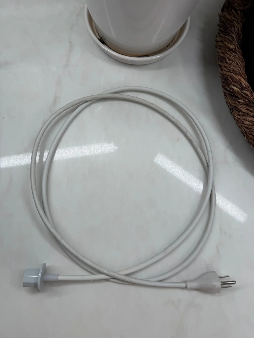 APPLE Mac 01 622-0153 10 A 125v Power Cord — USED